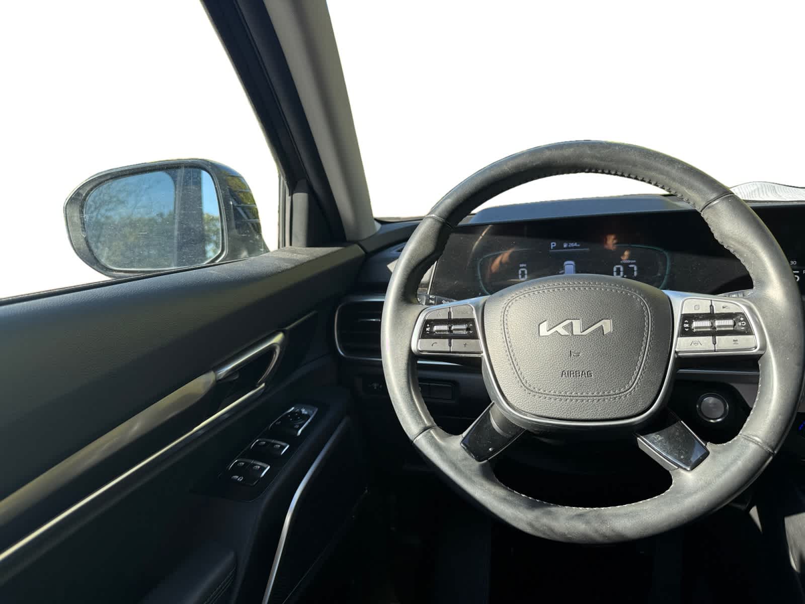 2023 Kia Telluride S photo 10