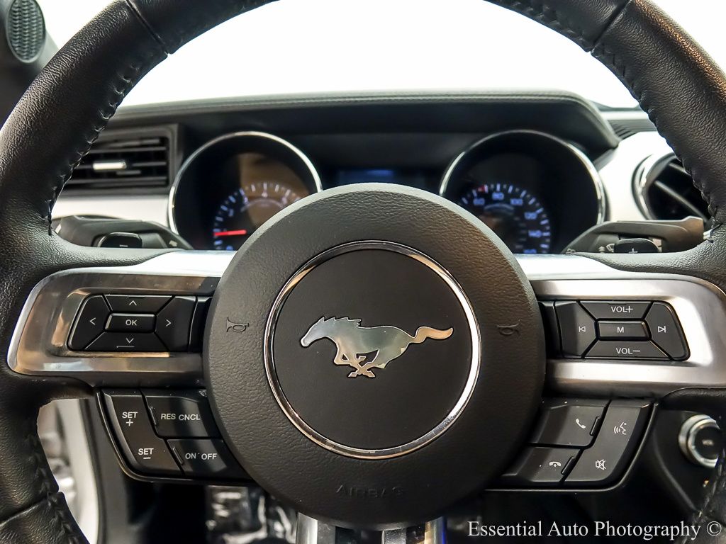 2017 FORD MUSTANG - Image 12