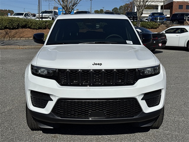 2025 Jeep Grand Cherokee Altitude X photo 3