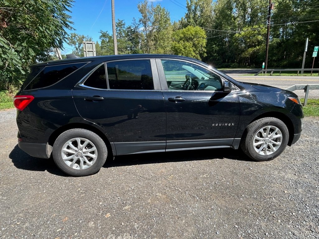 2021 Chevrolet Equinox LT photo 4