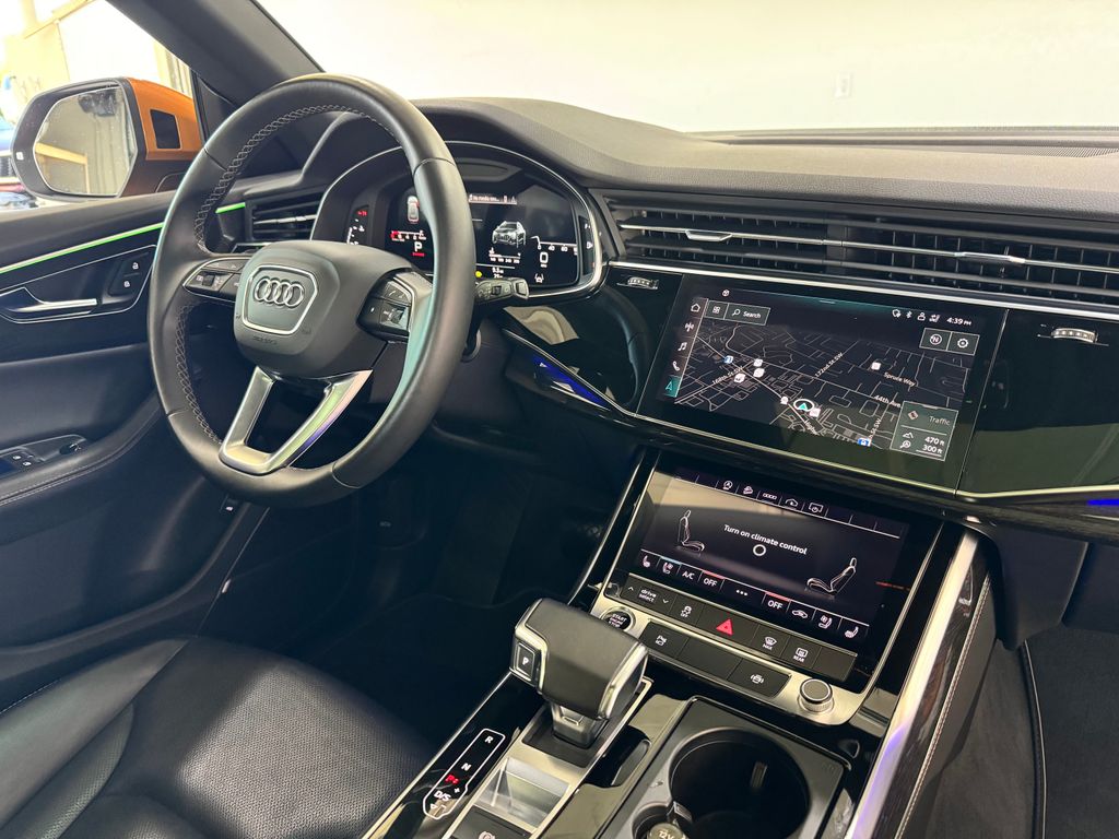 2022 Audi Q8 55 Premium Plus photo 25