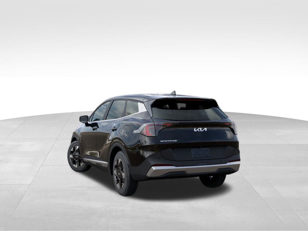2026 Kia Sportage LX photo 4