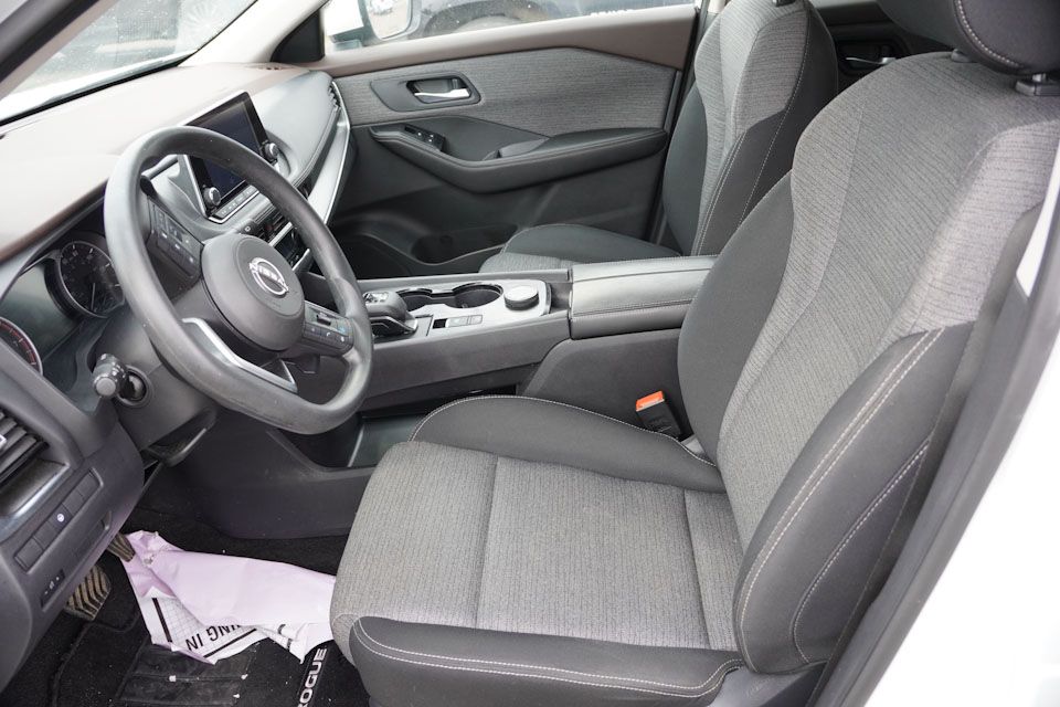 2022 Nissan Rogue SV AWD photo 4