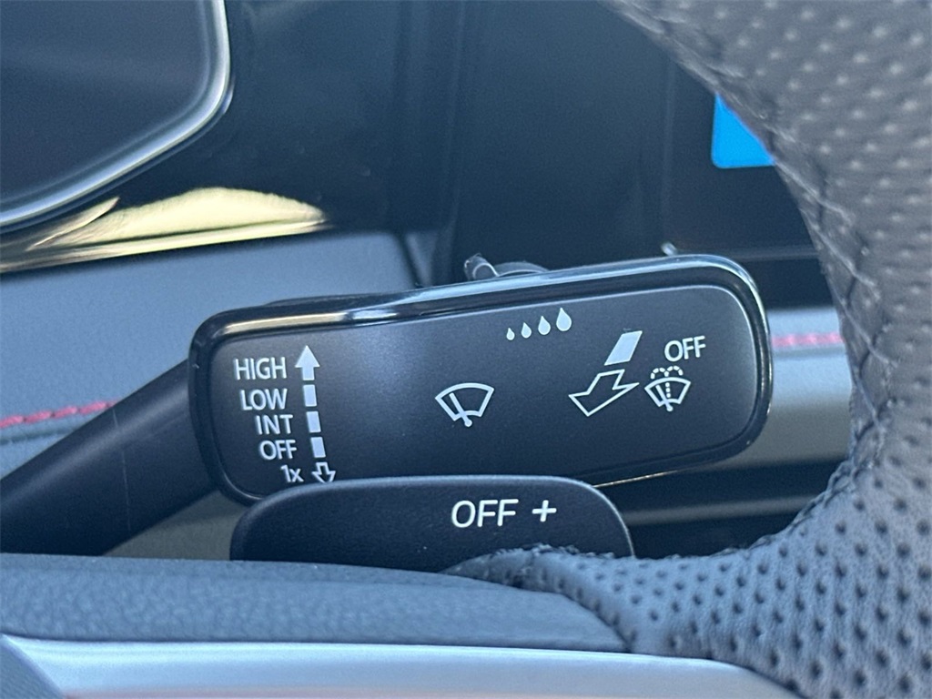 2025 Volkswagen Jetta GLI 2.0T Autobahn photo 25