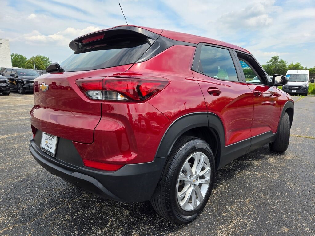 2021 Chevrolet Trailblazer LS photo 9
