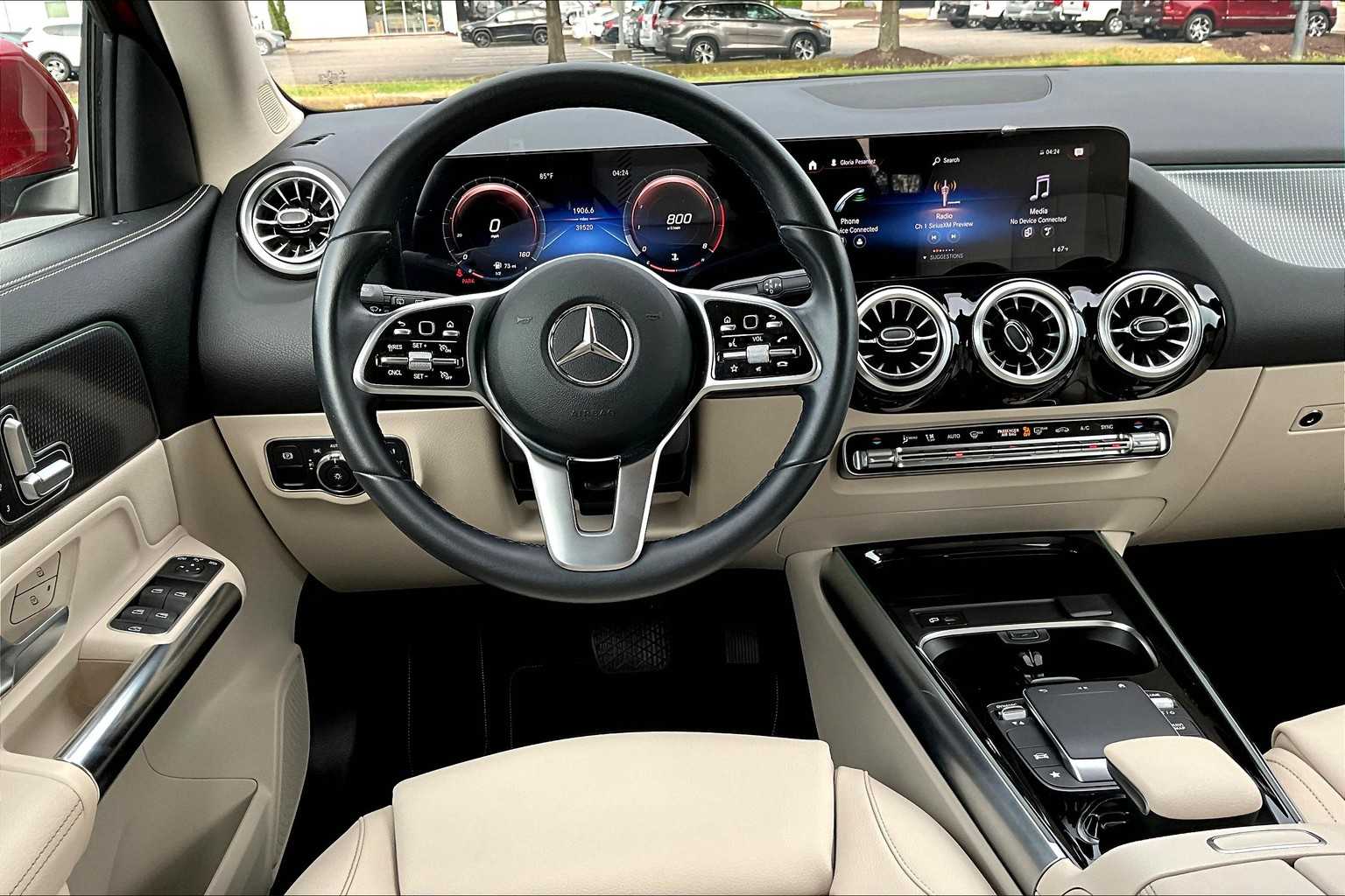 2022 Mercedes Benz GLA 250 photo 5