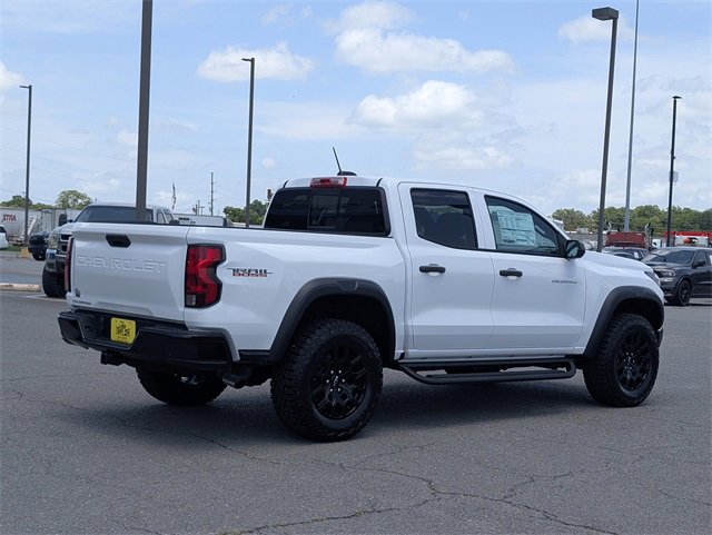 2025 Chevrolet Colorado Trail Boss photo 4