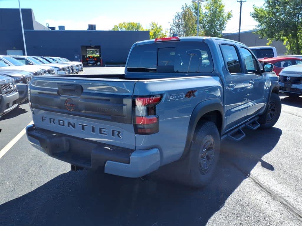 2026 Nissan Frontier Crew Cab PRO-4X photo 3