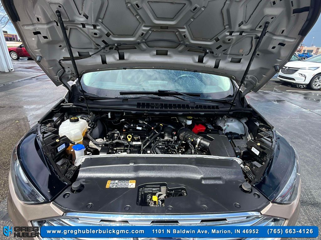 2020 Ford Edge SE photo 12
