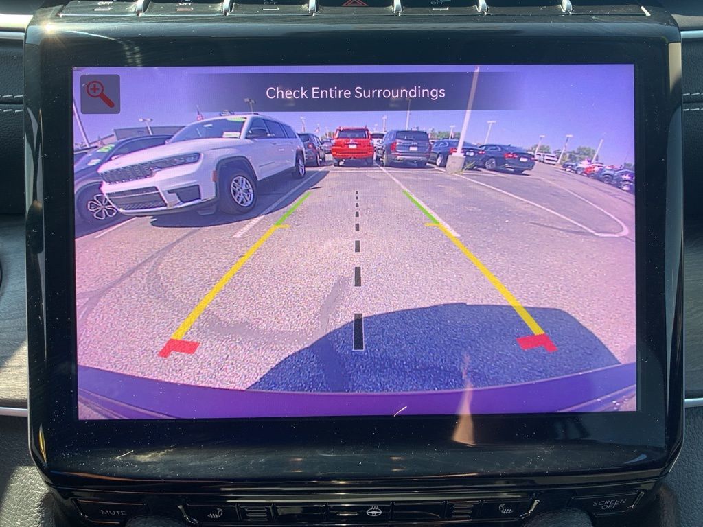 2022 Jeep Grand Cherokee Limited photo 22