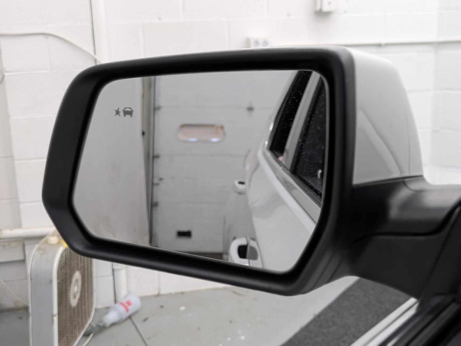 2022 Chevrolet Traverse Cloth photo 5