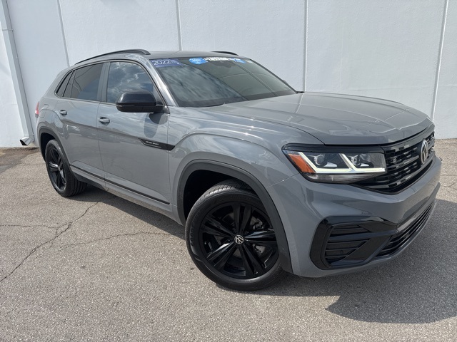 Certified 2022 Volkswagen Atlas Cross Sport SEL R-Line Black with VIN 1V2AE2CA1NC224467 for sale in Kansas City