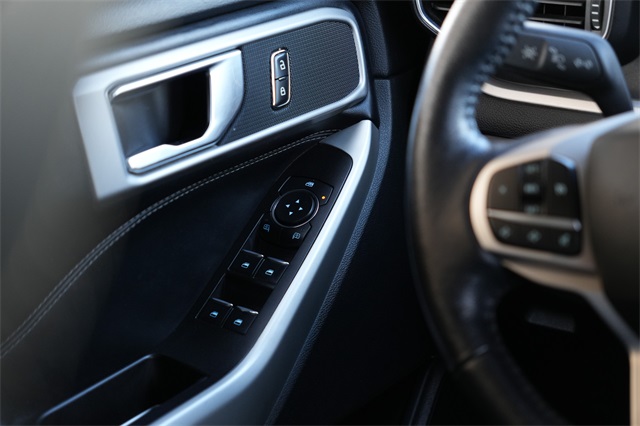 2021 Ford Explorer XLT photo 20