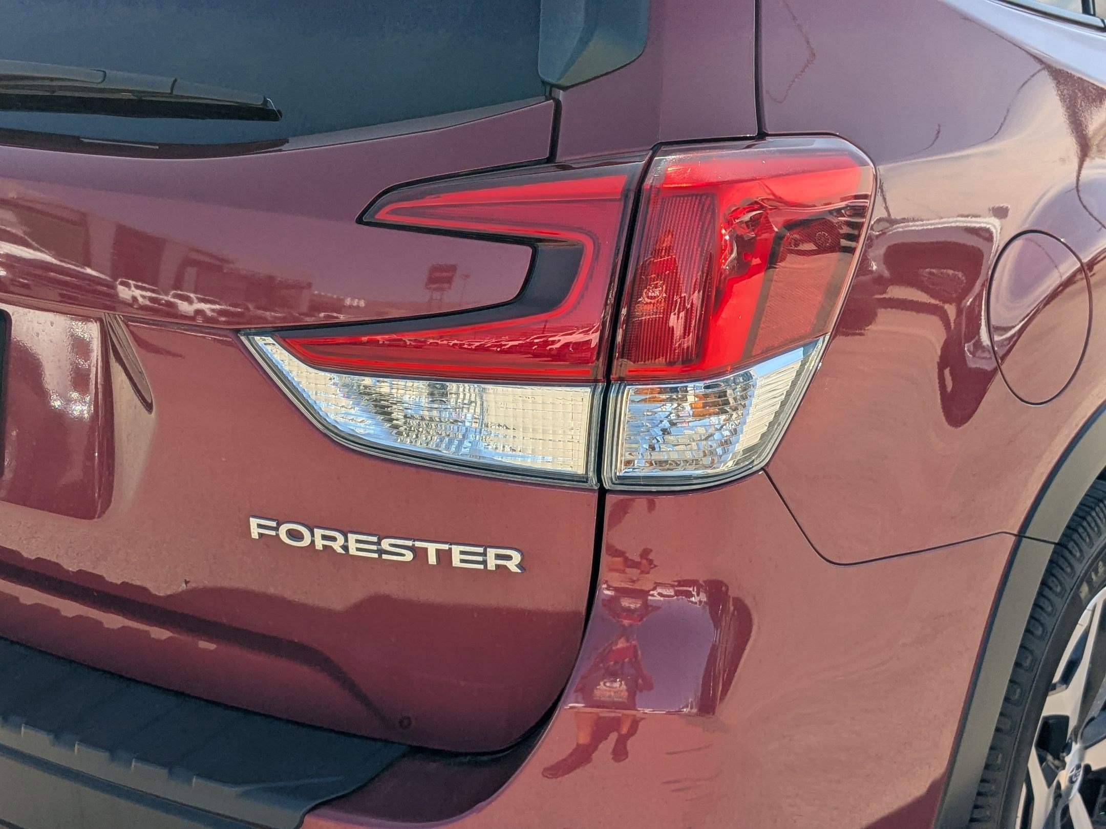 2021 Subaru Forester Premium photo 9