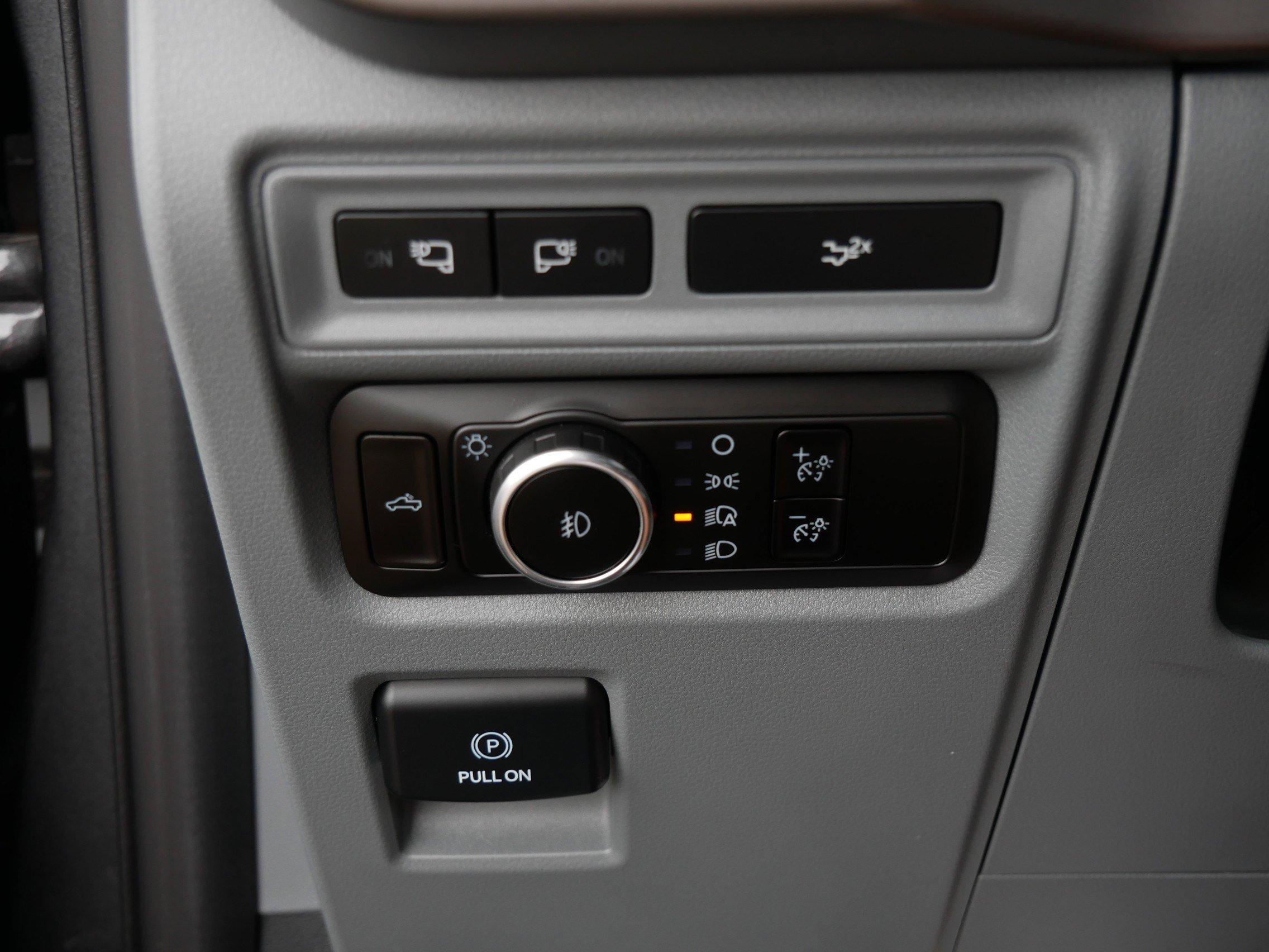 2024 Ford F-150 XLT photo 26