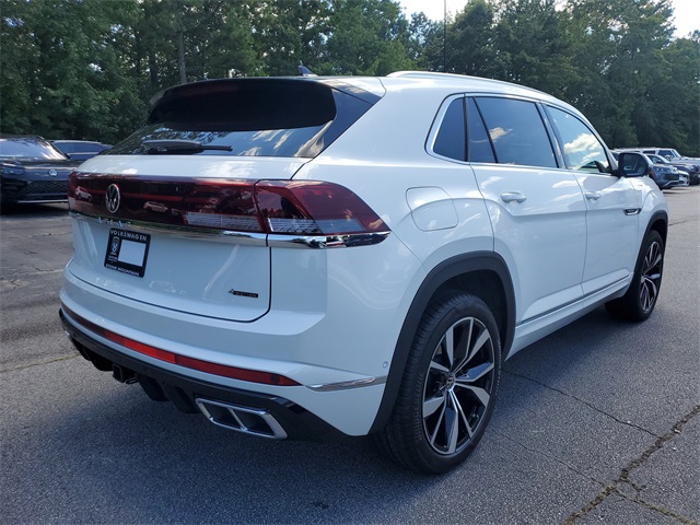 2026 Volkswagen Atlas Cross Sport SEL Premium R-Line photo 4