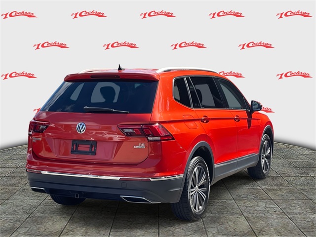 2018 Volkswagen Tiguan SEL photo 3