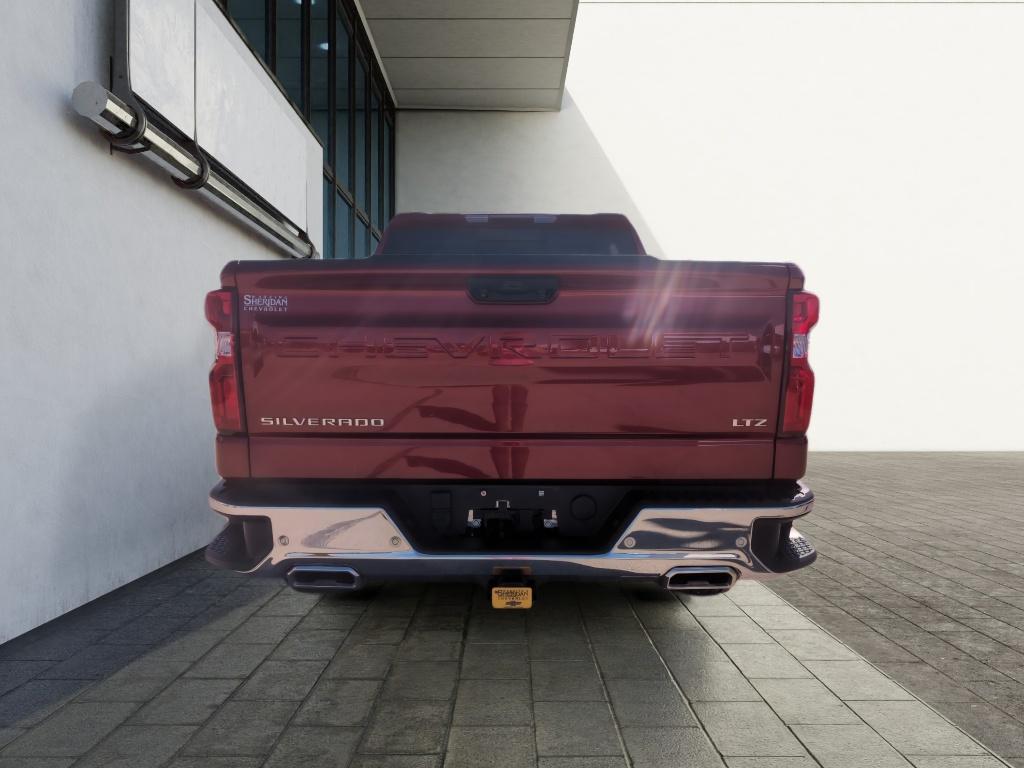2023 Chevrolet Silverado 1500 LTZ photo 4