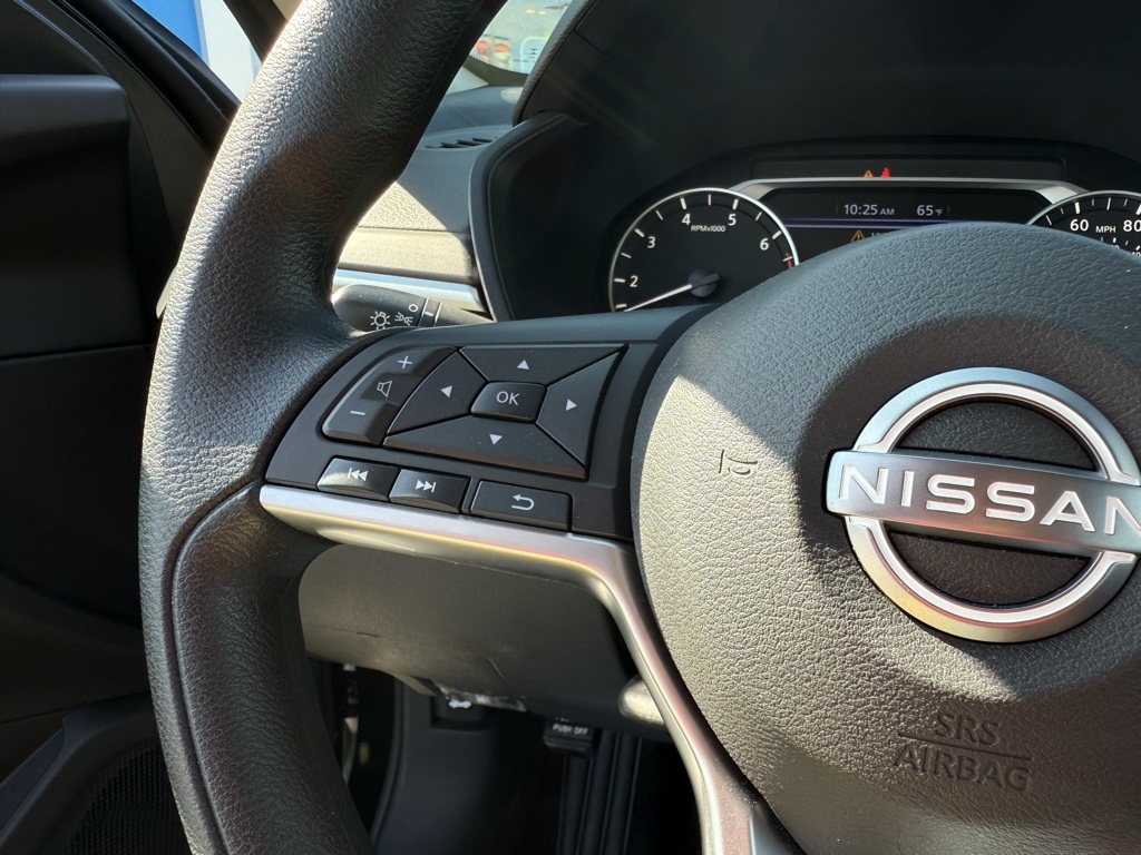 2025 Nissan Altima 2.5 SV photo 12
