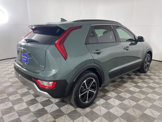 2025 Kia Niro EX photo 7