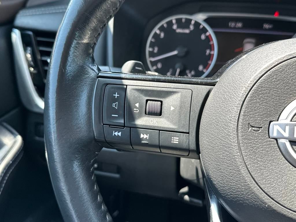 2023 Nissan Rogue SL photo 14