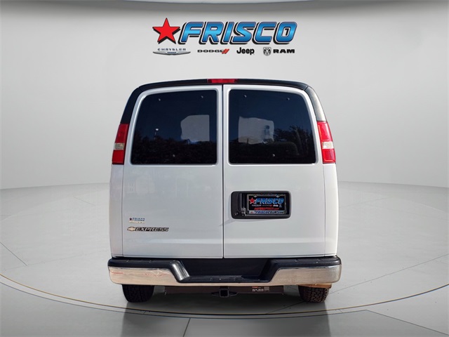 2019 Chevrolet Express 3500 LT photo 4
