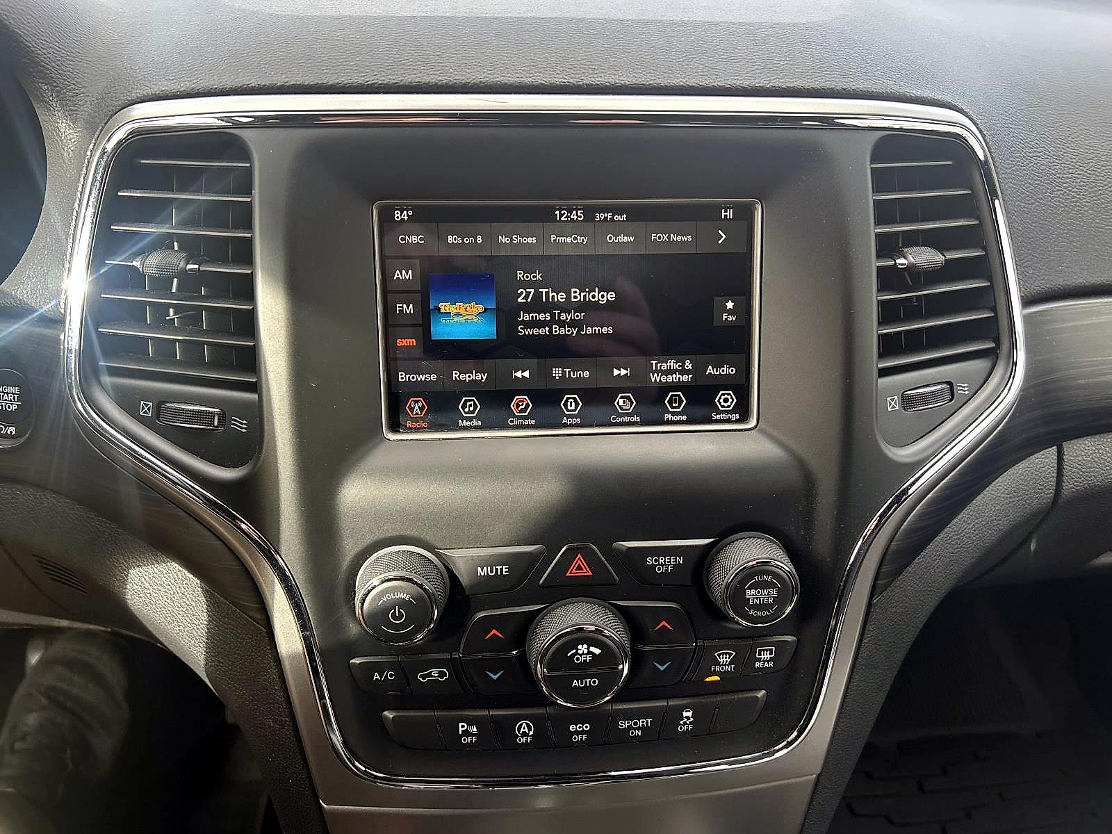 2021 Jeep Grand Cherokee Laredo E photo 4