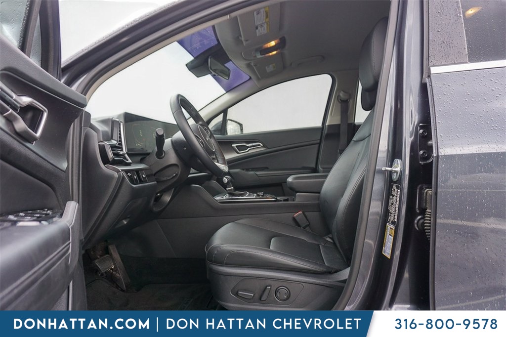 2023 Kia Sportage EX photo 3