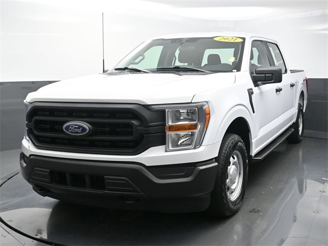 2021 Ford F-150 XL's photo