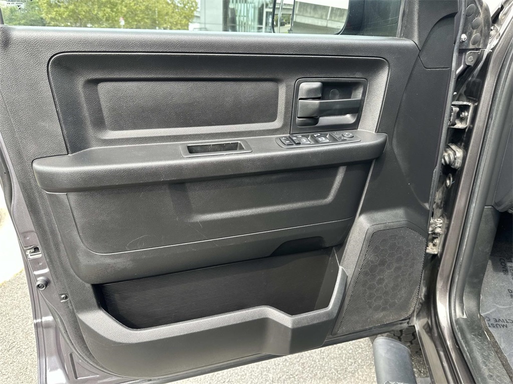 2018 Ram 2500 Tradesman photo 21