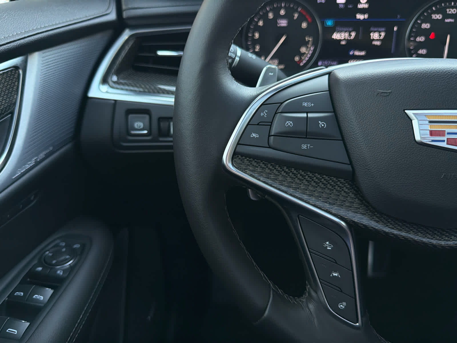 2023 Cadillac XT5 Sport photo 14