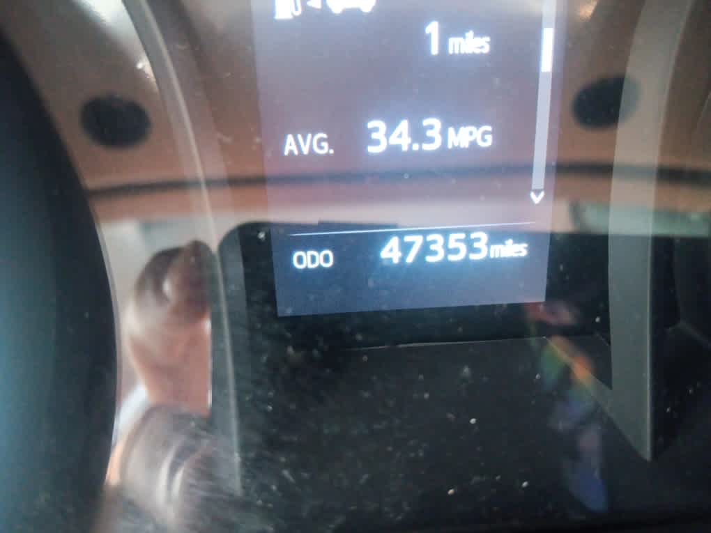 2023 Toyota Camry LE photo 13