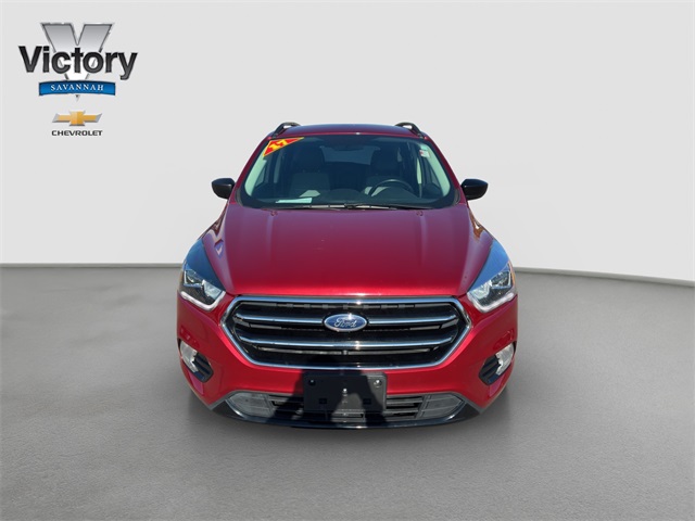 Used 2017 Ford Escape SE with VIN 1FMCU9G92HUE95280 for sale in Smithville, MO