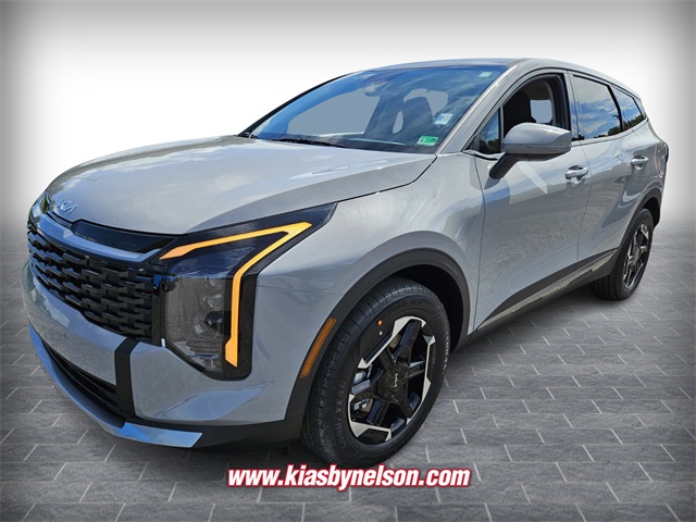 2026 Kia Sportage Hybrid S photo 2