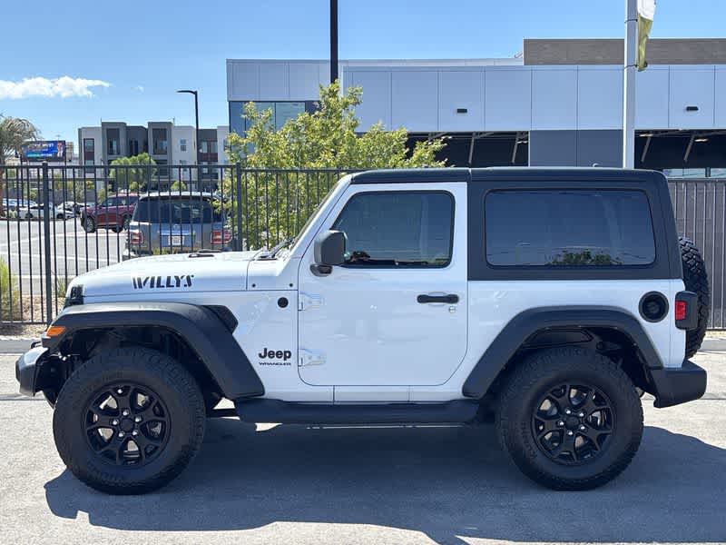 2022 Jeep Wrangler Willys photo 6