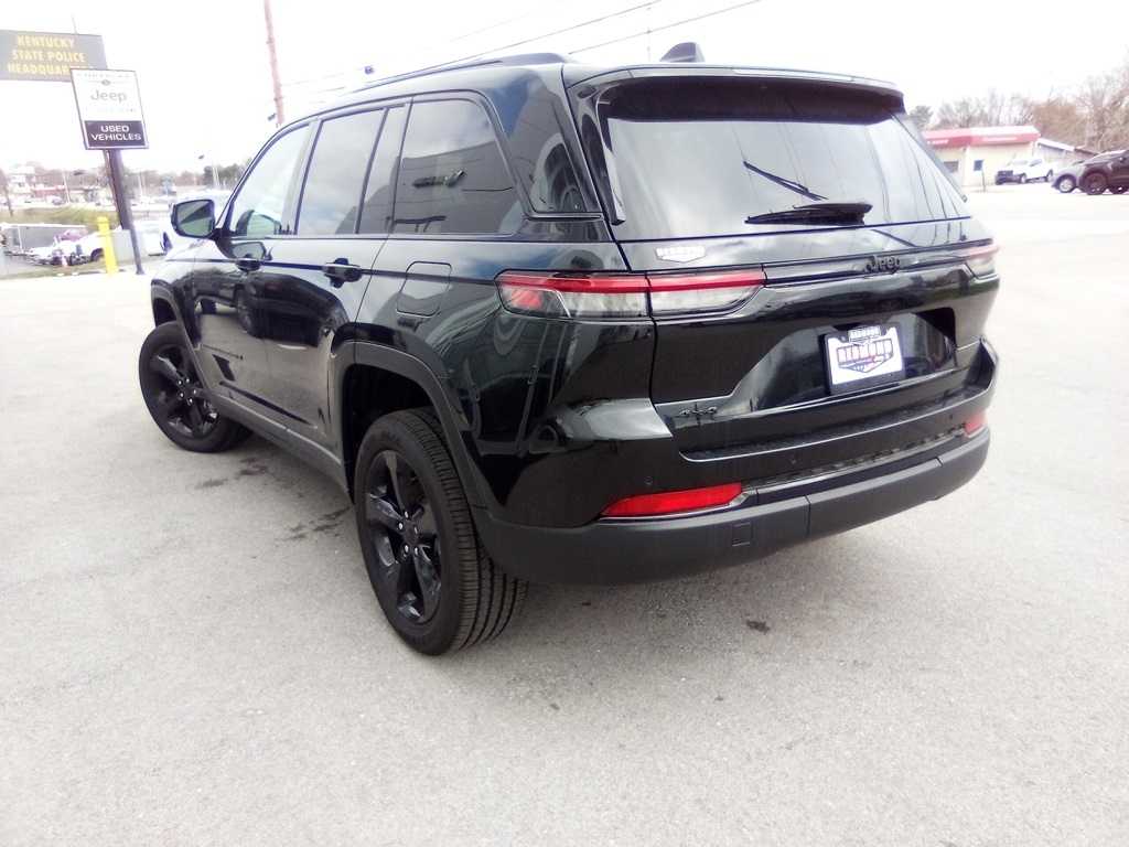 2025 Jeep Grand Cherokee Altitude X photo 6