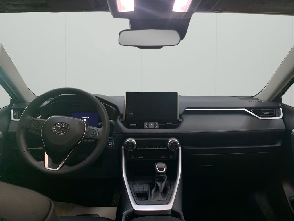 2024 Toyota RAV4 XLE Premium photo 17