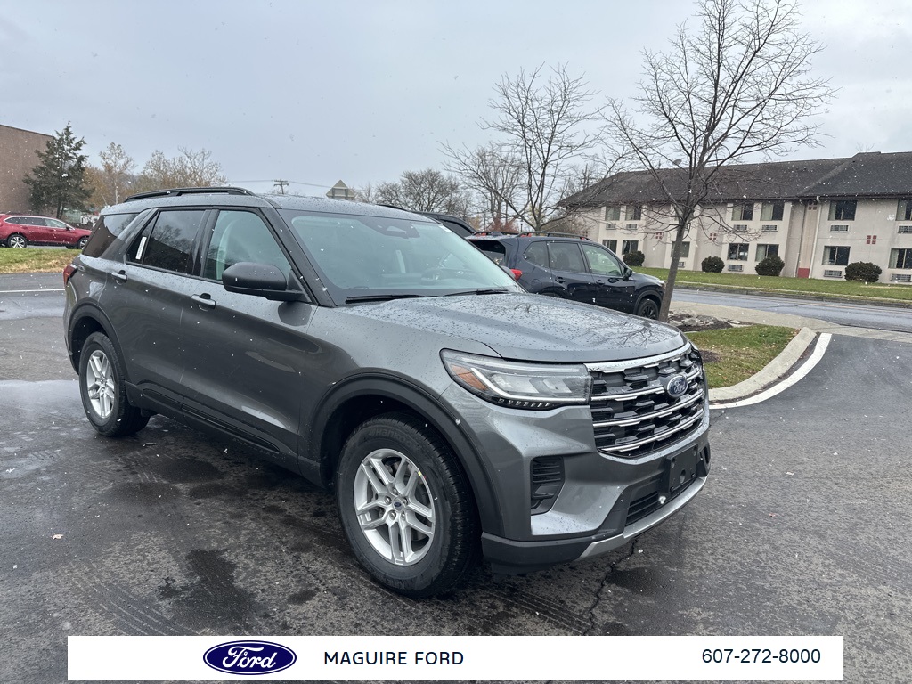 2026 Ford Explorer Active's photo