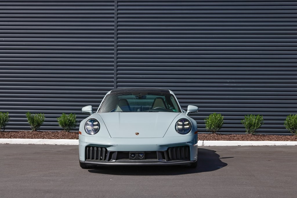 2025 Porsche 911 GTS photo 10
