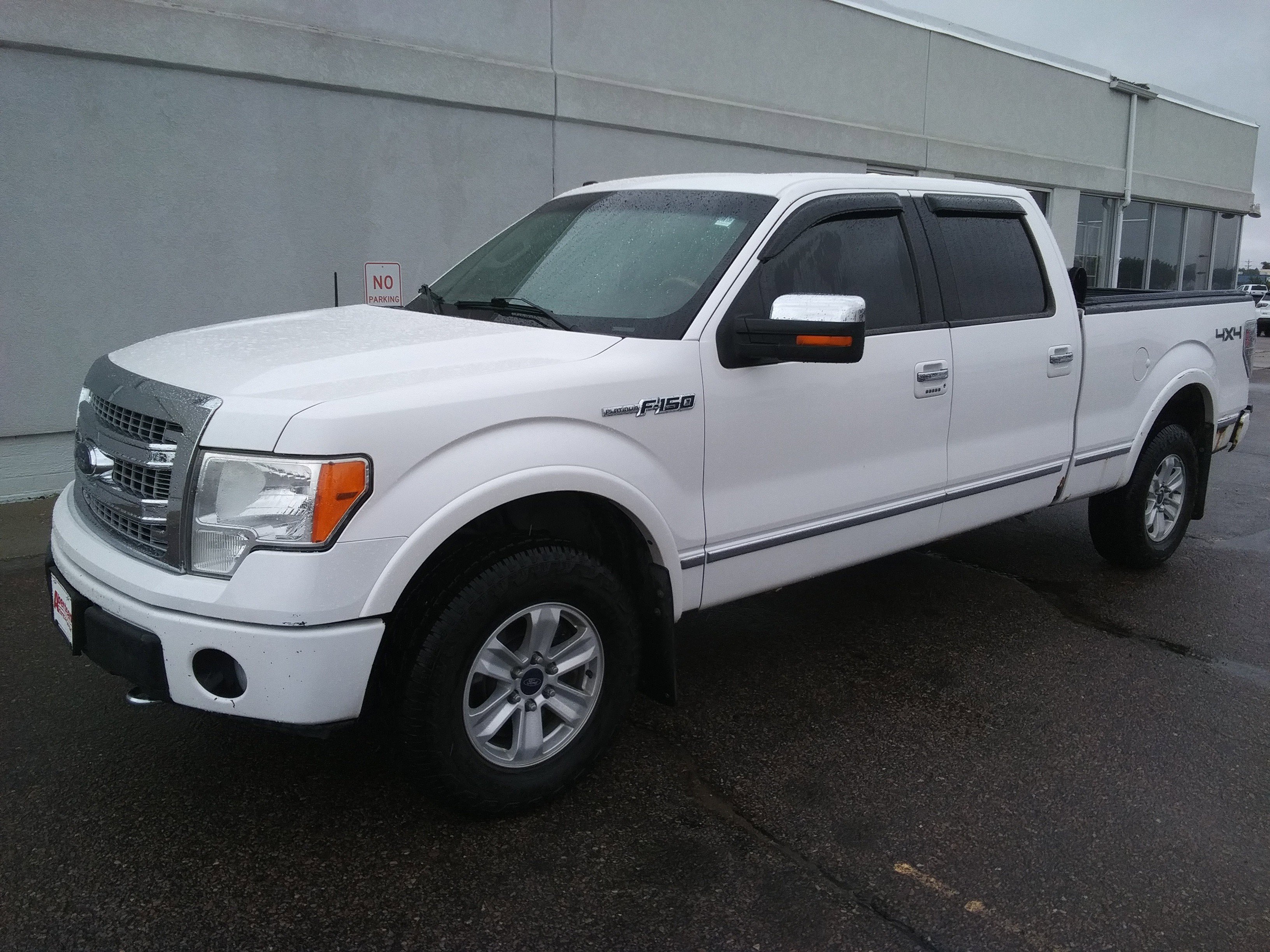 Used 2010 Ford F-150 Platinum with VIN 1FTFW1EV4AFB48752 for sale in Aberdeen, SD
