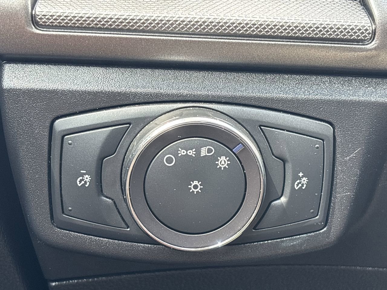 2018 Ford Fusion Hybrid S photo 24