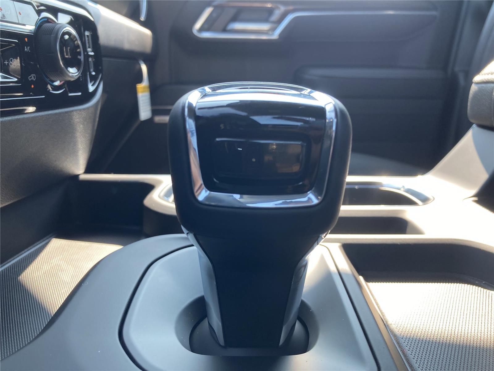 2026 Chevrolet Silverado 1500 RST photo 20