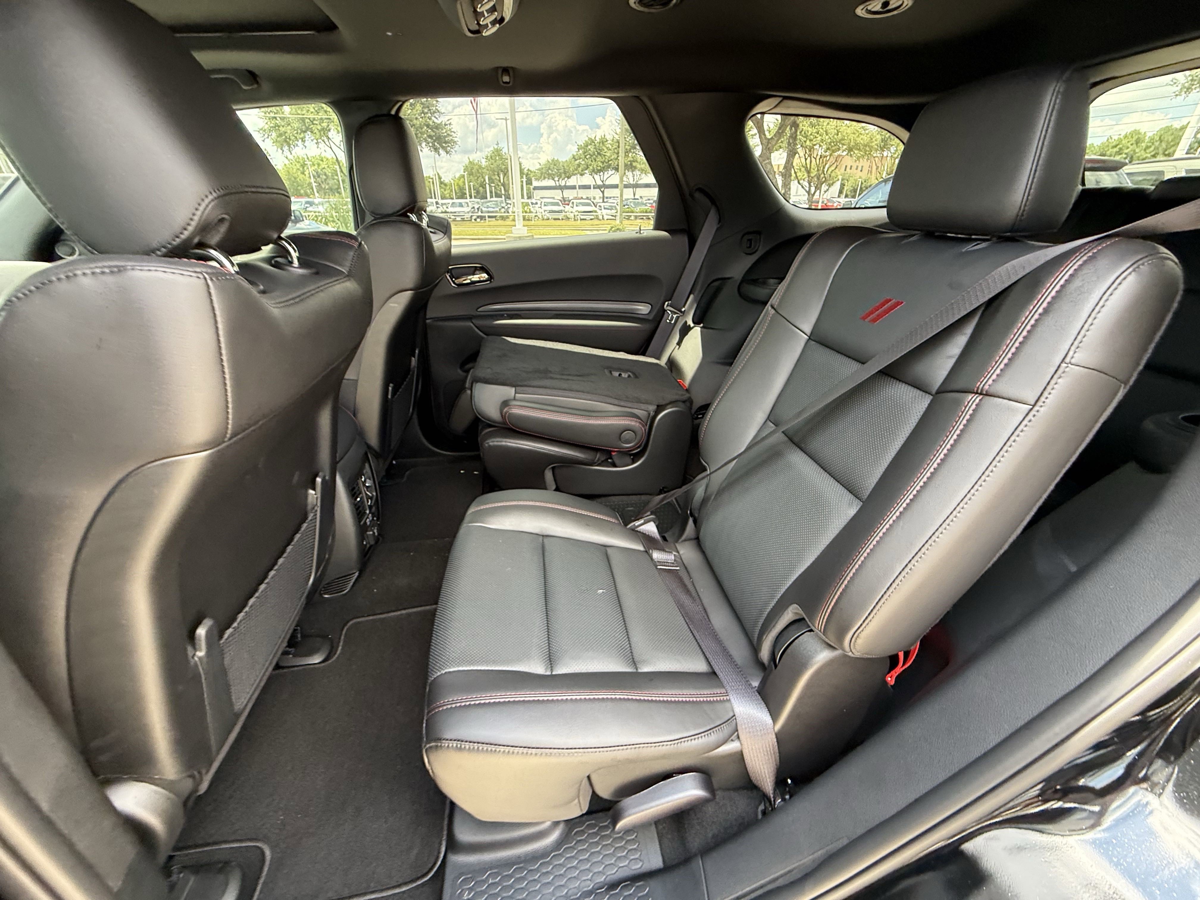 2025 Dodge Durango R/T Plus photo 8