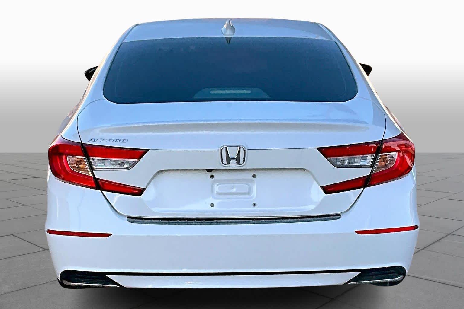 2020 Honda Accord LX photo 4