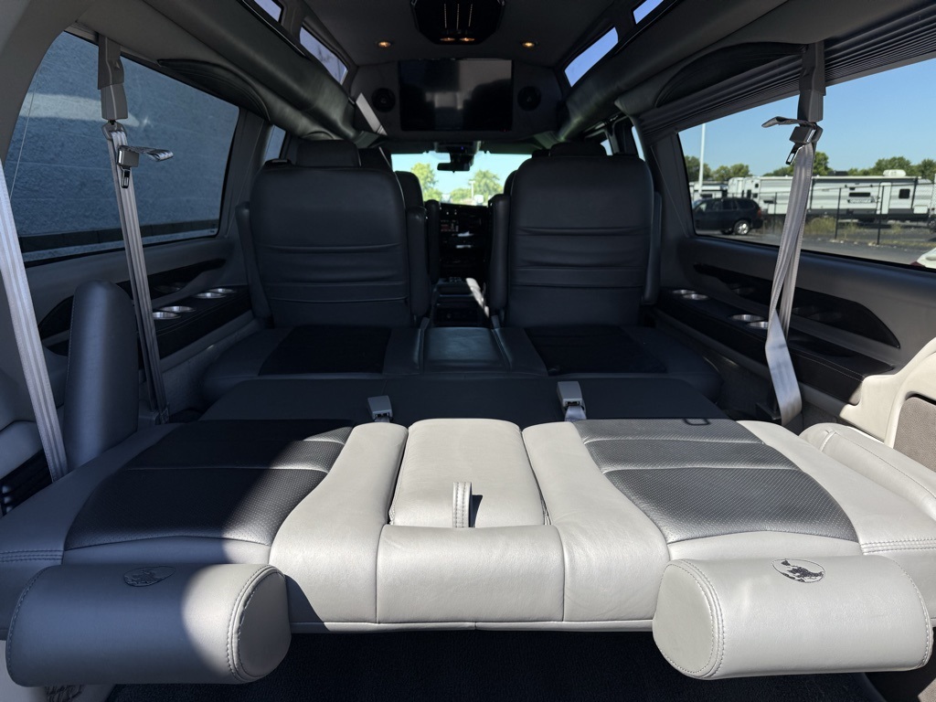 2019 Gmc Savana photo 3