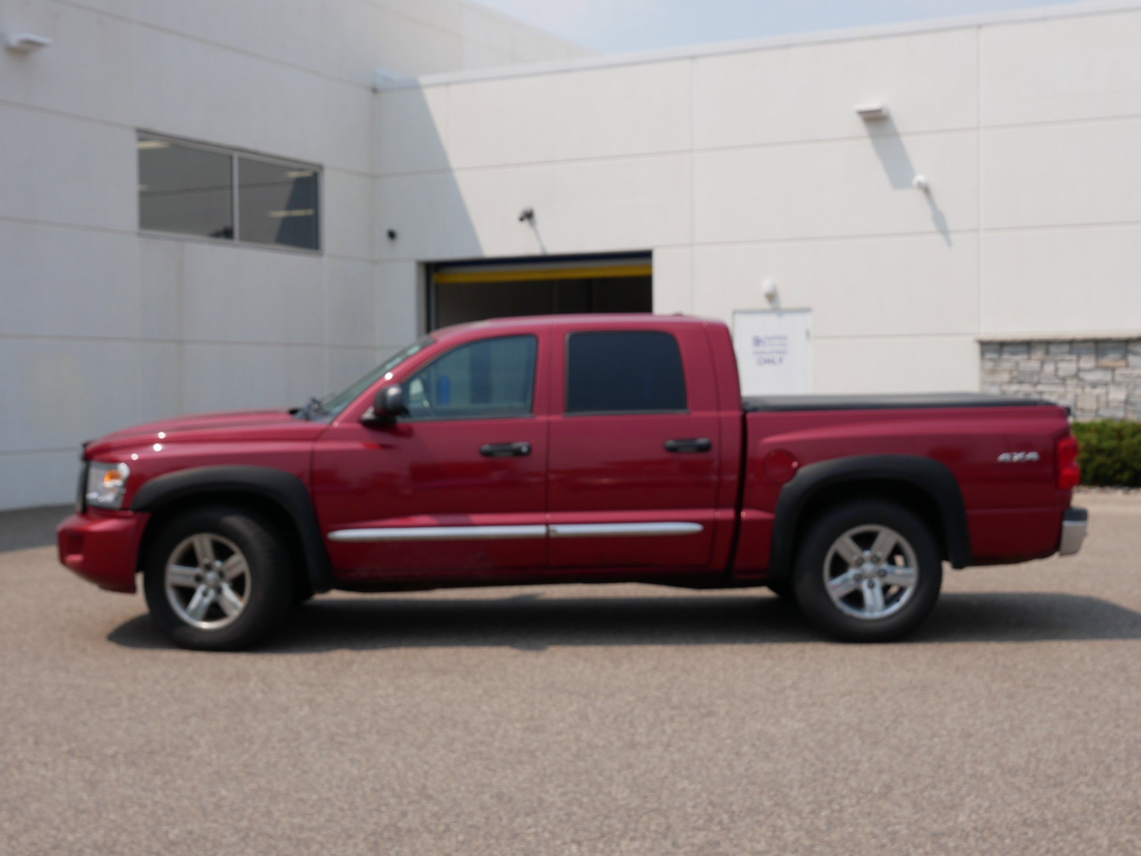Used 2008 Dodge Dakota Laramie with VIN 1D7HW58N98S599551 for sale in Coon Rapids, Minnesota