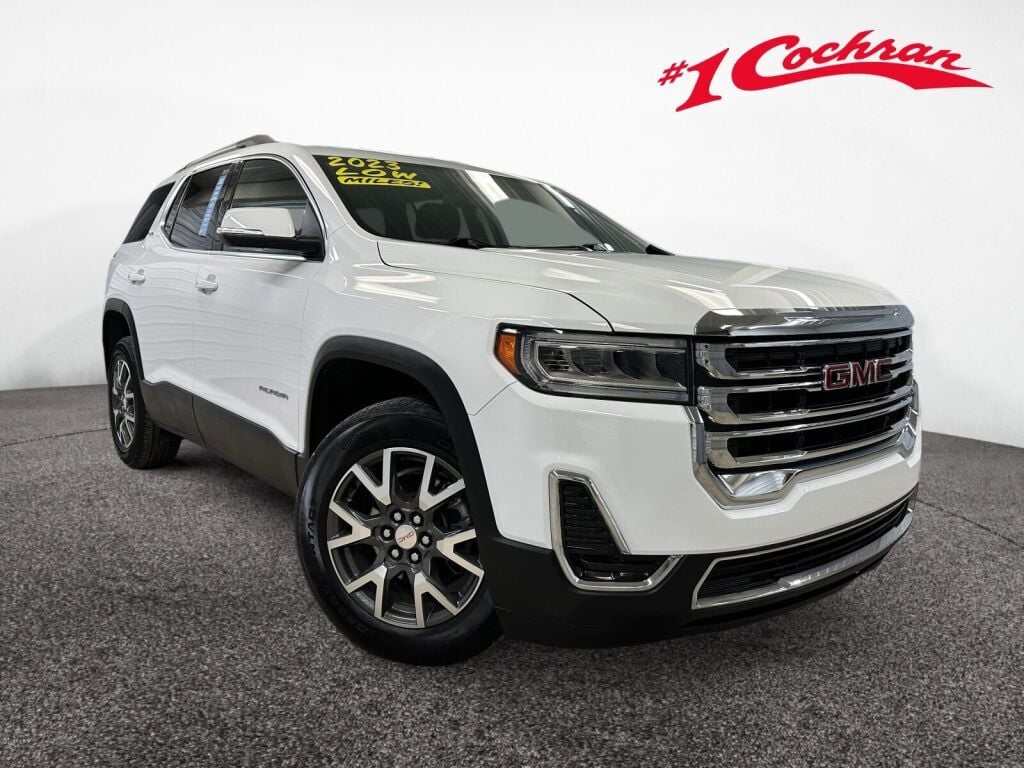 2023 GMC Acadia SLE's photo