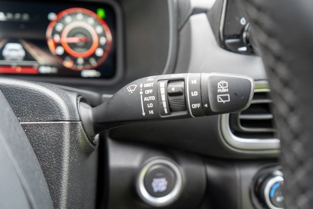 2023 Hyundai Kona Limited photo 18