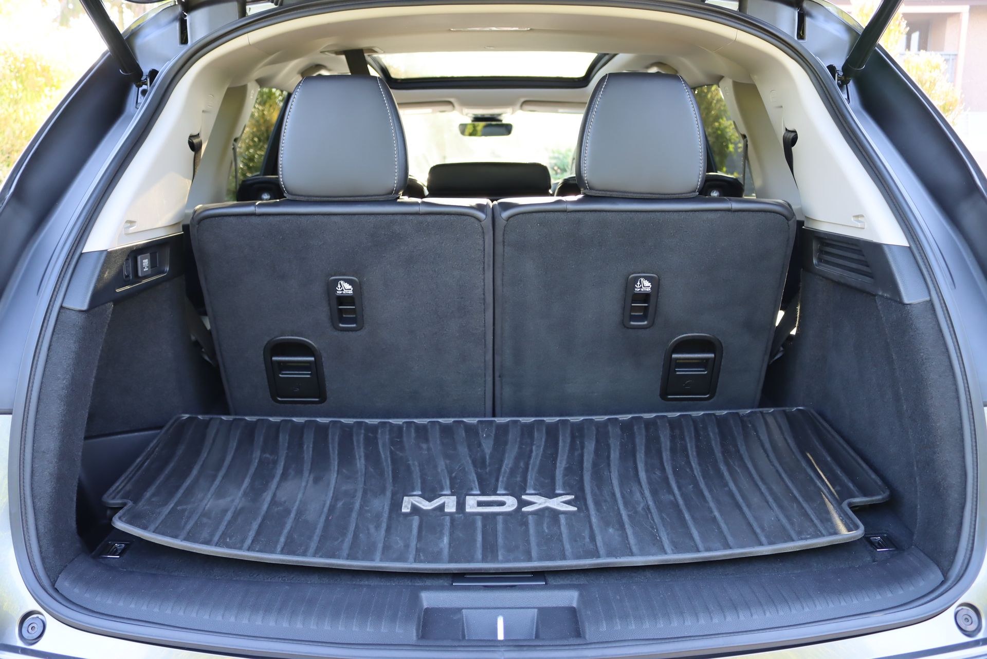 2023 Acura MDX Technology SH-AWD photo 23
