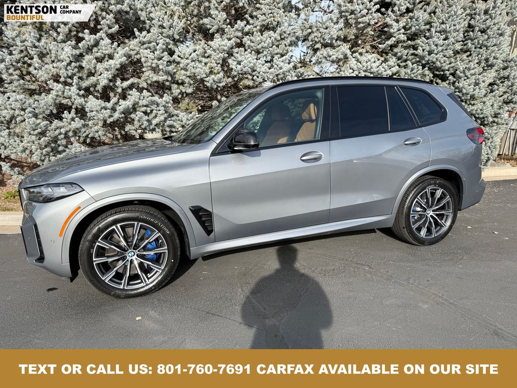2026 BMW X5 M60i's photo